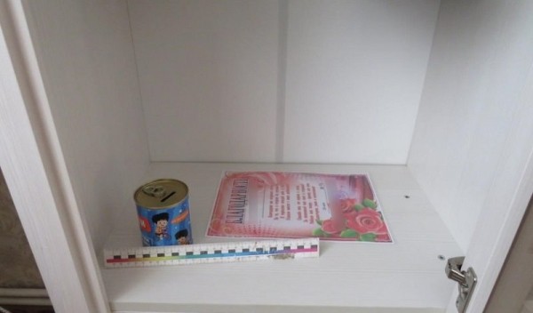 «Домушники» засняли как вскрывают похищенный сейф с $25 тысячами