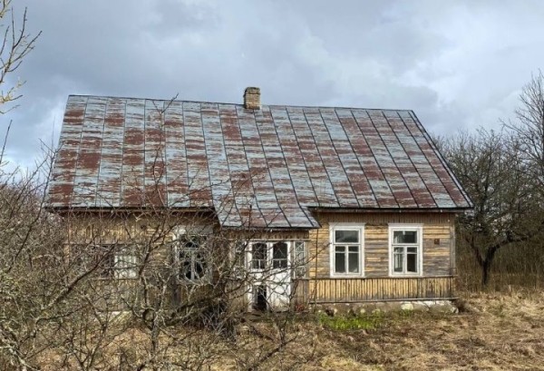 «Все документы я оформил за день». Белорус подробно рассказал, как купил пустующие дома