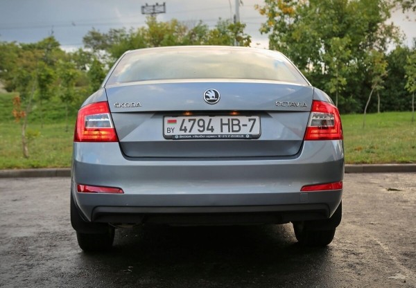 «Год назад был полный облив за $2 500». Белорус о владении 10-летней Skoda Octavia «Год назад был полный облив за $2 500». Белорус о владении 10-летней Skoda Octavia