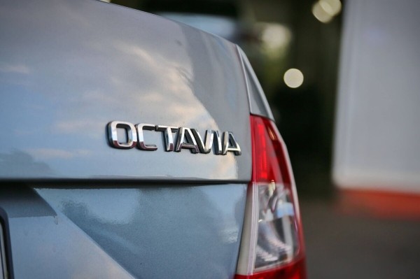 «Год назад был полный облив за $2 500». Белорус о владении 10-летней Skoda Octavia «Год назад был полный облив за $2 500». Белорус о владении 10-летней Skoda Octavia