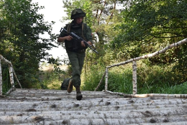 Десантники осуществили подрыв моста через Прилукский канал на полигоне «Брестский»