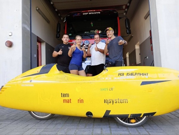 Крути педали! Белорус купил в Голландии веломобиль и вернулся на нём в Беларусь, проехав 1 600 км Крути педали! Белорус купил в Голландии веломобиль и вернулся на нём в Беларусь, проехав 1 600 км