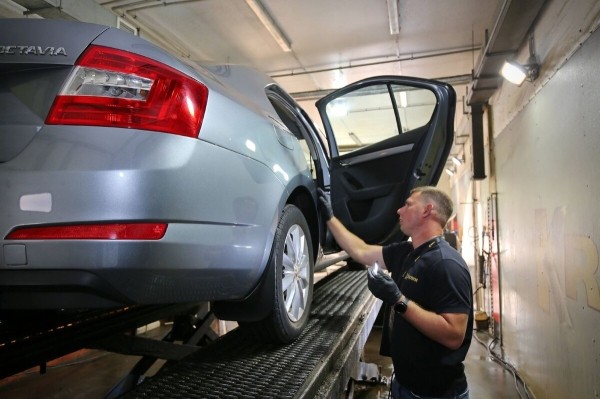 «Год назад был полный облив за $2 500». Белорус о владении 10-летней Skoda Octavia «Год назад был полный облив за $2 500». Белорус о владении 10-летней Skoda Octavia