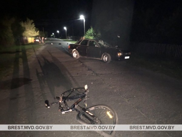 В Столинском районе сбили велосипедиста В Столинском районе сбили велосипедиста