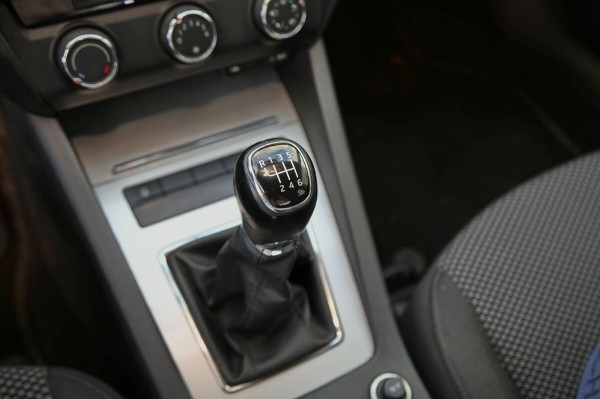 «Год назад был полный облив за $2 500». Белорус о владении 10-летней Skoda Octavia «Год назад был полный облив за $2 500». Белорус о владении 10-летней Skoda Octavia