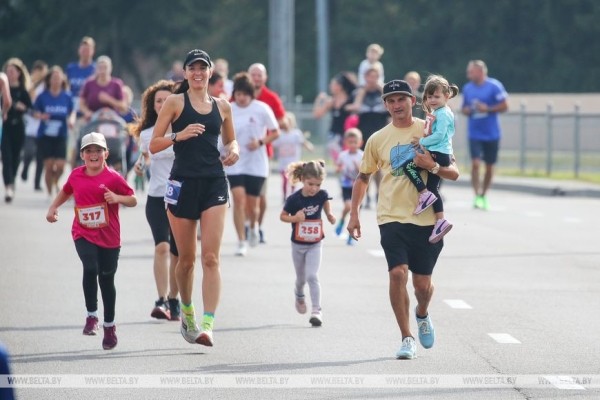 Около 500 взрослых и детей вышли на старт Берестейского забега Около 500 взрослых и детей вышли на старт Берестейского забега