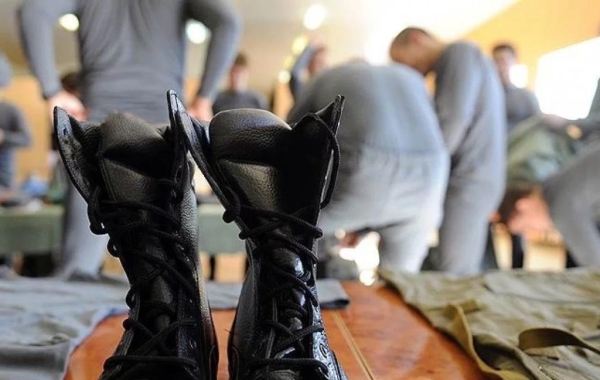 Предпочел карьеру модели вместо службы в армии. Белорусу грозит до 2 лет тюрьмы