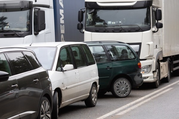 «Ругань здесь обычное дело!» Репортаж с белорусско-литовской границы, где очередь растянулась на неделю