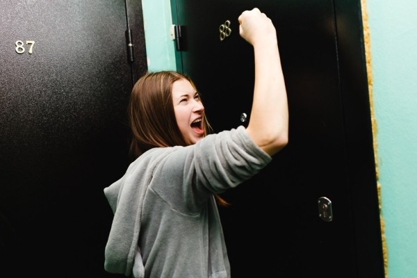 Проблема шумных соседей: как ее решить