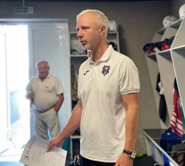 Владимир Свито покидает пост главного тренера ХК «Брест» Владимир Свито покидает пост главного тренера ХК «Брест»