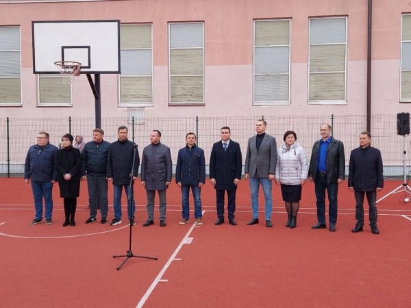 В БрГТУ торжественно открыли спортивную площадку