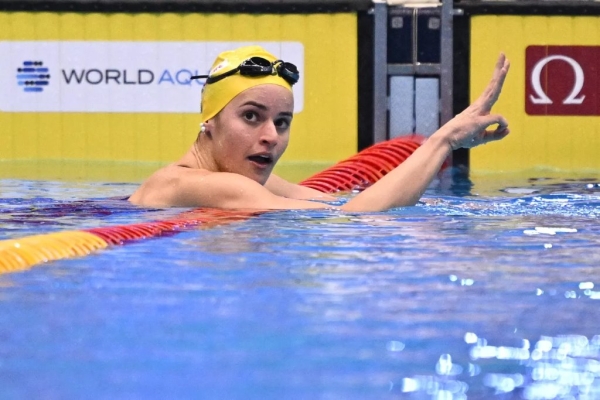 Австралийская спортсменка установила мировой рекорд в плавании на спине Австралийская спортсменка установила мировой рекорд в плавании на спине