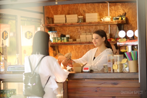 Это же новое «Азиатское бистро» на брестской набережной! Чудесное заведение с приятными ценами и собственной курьерской доставкой Это же новое «Азиатское бистро» на брестской набережной! Чудесное заведение с приятными ценами и собственной курьерской доставкой
