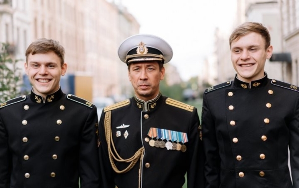 Предпремьерный показ нового художественного фильма «Нахимовцы» состоится в Бресте Предпремьерный показ нового художественного фильма «Нахимовцы» состоится в Бресте