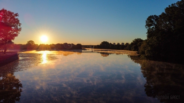 Читатель: Посмотрите, какой красивый рассвет был сегодня в Бресте
Читатель: Посмотрите, какой красивый рассвет был сегодня в Бресте