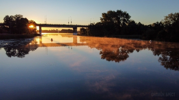 Читатель: Посмотрите, какой красивый рассвет был сегодня в Бресте
Читатель: Посмотрите, какой красивый рассвет был сегодня в Бресте