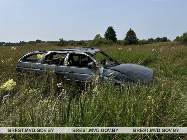 В Березовском районе в результате ДТП пострадали водитель и ребенок В Березовском районе в результате ДТП пострадали водитель и ребенок