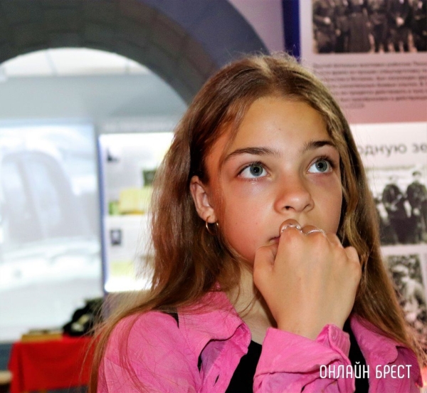 Читатель: В историко-демонстрационном зале УВД Брестского облисполкома
Читатель: В историко-демонстрационном зале УВД Брестского облисполкома