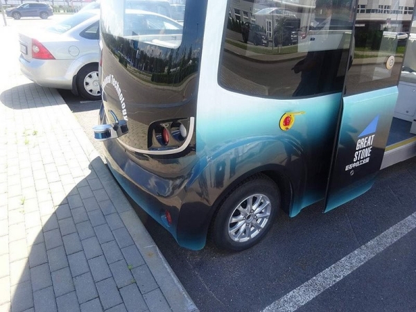 В Беларуси из-за долгов на продажу выставили беспилотный электромобиль. Что по цене? В Беларуси из-за долгов на продажу выставили беспилотный электромобиль. Что по цене?