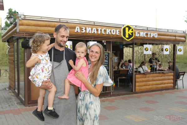 Это же новое «Азиатское бистро» на брестской набережной! Чудесное заведение с приятными ценами и собственной курьерской доставкой Это же новое «Азиатское бистро» на брестской набережной! Чудесное заведение с приятными ценами и собственной курьерской доставкой